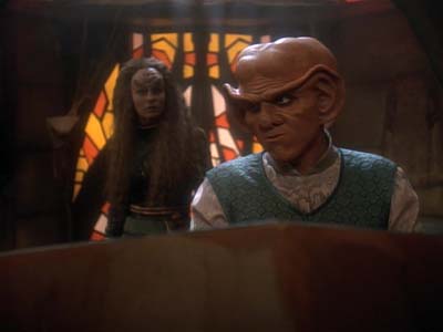 Star Trek: Deep Space Nine Screencaps "The House of Quark" (S3:E3)