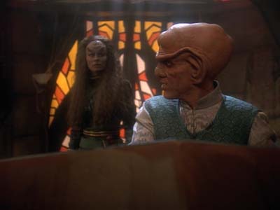 Star Trek: Deep Space Nine Screencaps "The House of Quark" (S3:E3)