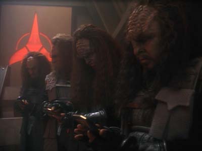 Star Trek: Deep Space Nine Screencaps "The House of Quark" (S3:E3)