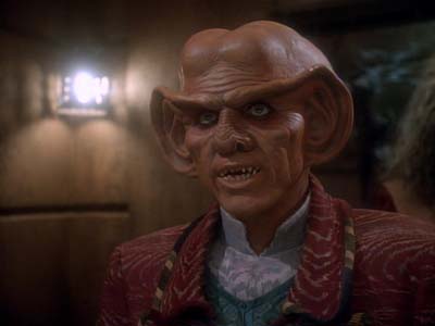 Star Trek: Deep Space Nine Screencaps "The House of Quark" (S3:E3)