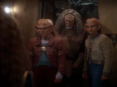 Star Trek: Deep Space Nine Screencaps "The House of Quark" (S3:E3)
