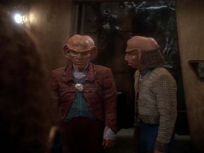 Star Trek: Deep Space Nine Screencaps "The House of Quark" (S3:E3)