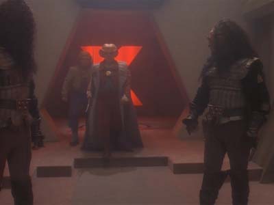 Star Trek: Deep Space Nine Screencaps "The House of Quark" (S3:E3)
