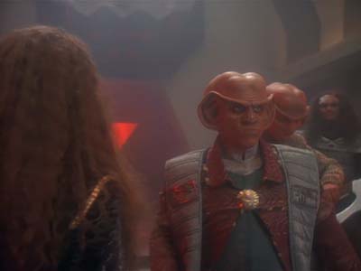 Star Trek: Deep Space Nine Screencaps "The House of Quark" (S3:E3)