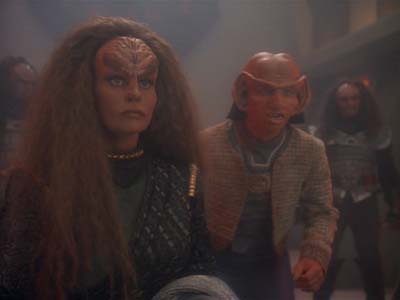 Star Trek: Deep Space Nine Screencaps "The House of Quark" (S3:E3)
