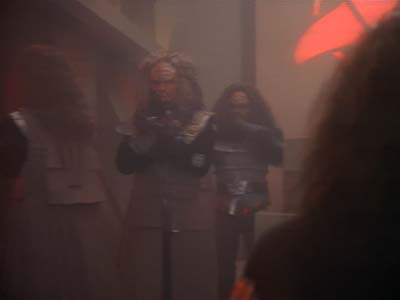 Star Trek: Deep Space Nine Screencaps "The House of Quark" (S3:E3)