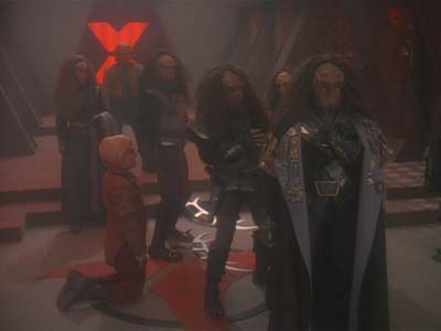 Star Trek: Deep Space Nine Screencaps "The House of Quark" (S3:E3)