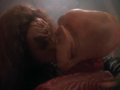 Star Trek: Deep Space Nine Screencaps "The House of Quark" (S3:E3)