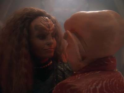 Star Trek: Deep Space Nine Screencaps "The House of Quark" (S3:E3)