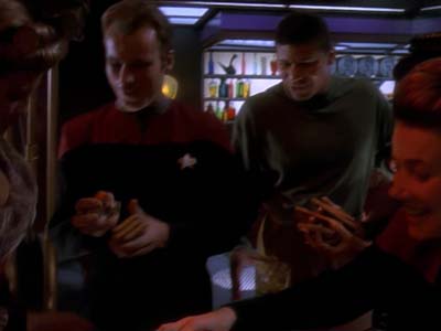 Star Trek: Deep Space Nine Screencaps "The House of Quark" (S3:E3)