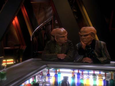 Star Trek: Deep Space Nine Screencaps "The House of Quark" (S3:E3)