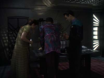 Star Trek: Deep Space Nine Screencaps "Equilbrium" (S3:E4)
