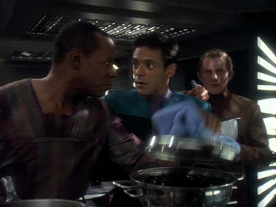 Star Trek: Deep Space Nine Screencaps "Equilbrium" (S3:E4)