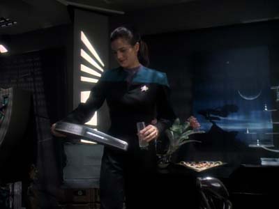 Star Trek: Deep Space Nine Screencaps "Equilbrium" (S3:E4)