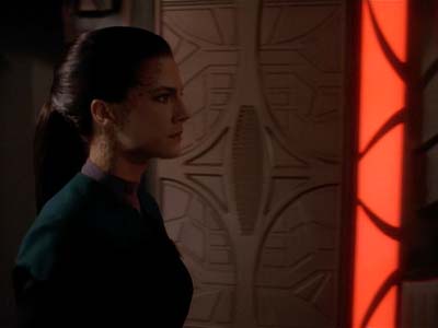Star Trek: Deep Space Nine Screencaps "Equilbrium" (S3:E4)