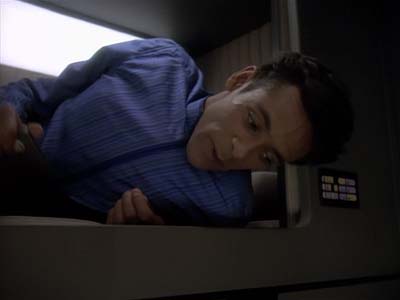 Star Trek: Deep Space Nine Screencaps "Equilbrium" (S3:E4)