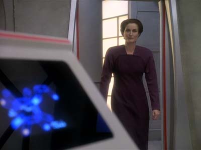 Star Trek: Deep Space Nine Screencaps "Equilbrium" (S3:E4)