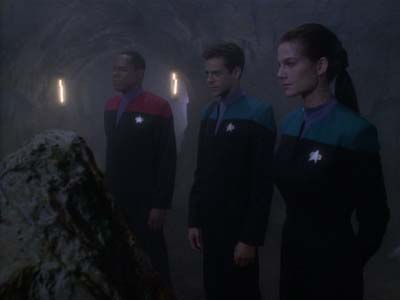 Star Trek: Deep Space Nine Screencaps "Equilbrium" (S3:E4)