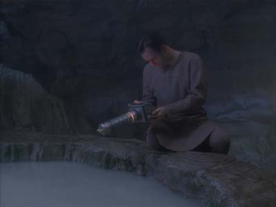 Star Trek: Deep Space Nine Screencaps "Equilbrium" (S3:E4)