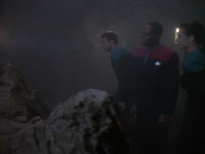 Star Trek: Deep Space Nine Screencaps "Equilbrium" (S3:E4)
