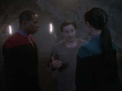 Star Trek: Deep Space Nine Screencaps "Equilbrium" (S3:E4)