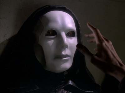 Star Trek: Deep Space Nine Screencaps "Equilbrium" (S3:E4)