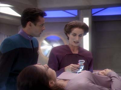 Star Trek: Deep Space Nine Screencaps "Equilbrium" (S3:E4)