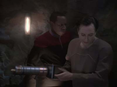 Star Trek: Deep Space Nine Screencaps "Equilbrium" (S3:E4)