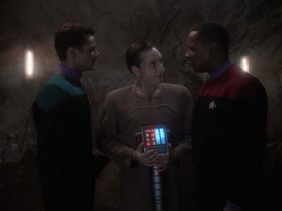 Star Trek: Deep Space Nine Screencaps "Equilbrium" (S3:E4)