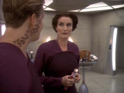Star Trek: Deep Space Nine Screencaps "Equilbrium" (S3:E4)