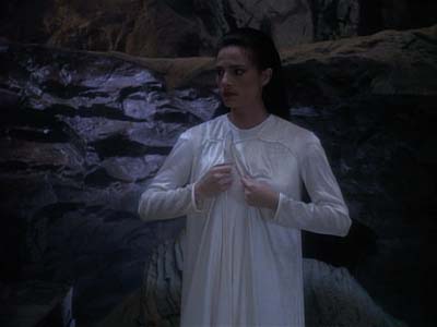 Star Trek: Deep Space Nine Screencaps "Equilbrium" (S3:E4)