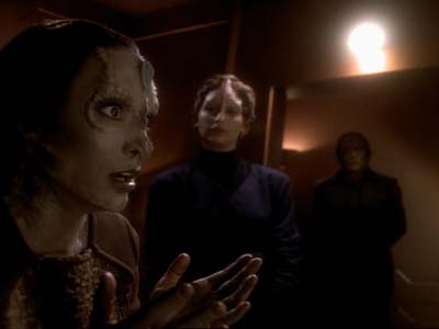 Star Trek: Deep Space Nine Screencaps "Second Skin" (S3:E5)
