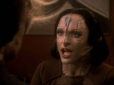 Star Trek: Deep Space Nine Screencaps "Second Skin" (S3:E5)