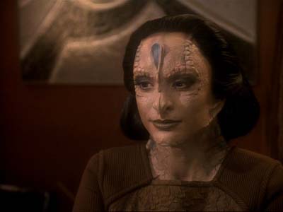 Star Trek: Deep Space Nine Screencaps "Second Skin" (S3:E5)