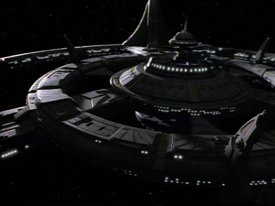 Star Trek: Deep Space Nine Screencaps "Second Skin" (S3:E5)