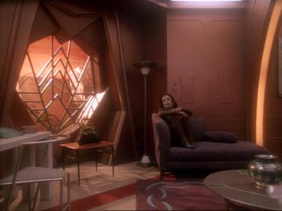 Star Trek: Deep Space Nine Screencaps "Second Skin" (S3:E5)