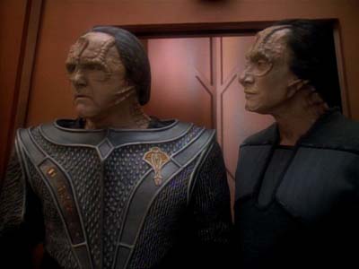 Star Trek: Deep Space Nine Screencaps "Second Skin" (S3:E5)