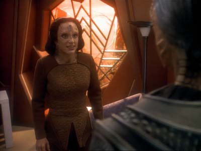 Star Trek: Deep Space Nine Screencaps "Second Skin" (S3:E5)