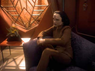 Star Trek: Deep Space Nine Screencaps "Second Skin" (S3:E5)