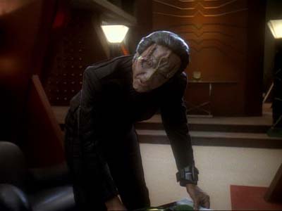 Star Trek: Deep Space Nine Screencaps "Second Skin" (S3:E5)