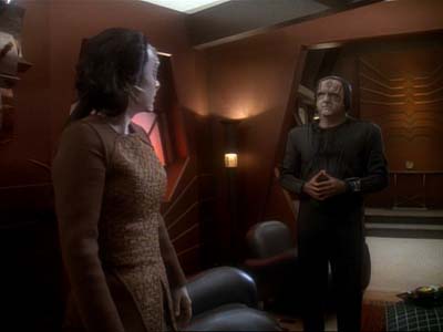 Star Trek: Deep Space Nine Screencaps "Second Skin" (S3:E5)
