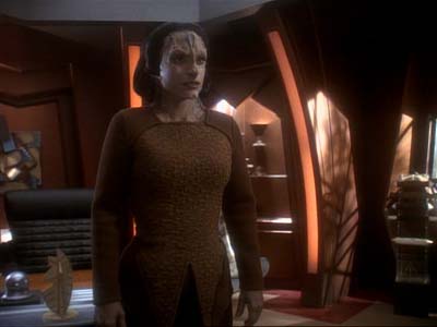 Star Trek: Deep Space Nine Screencaps "Second Skin" (S3:E5)