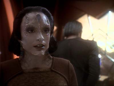 Star Trek: Deep Space Nine Screencaps "Second Skin" (S3:E5)