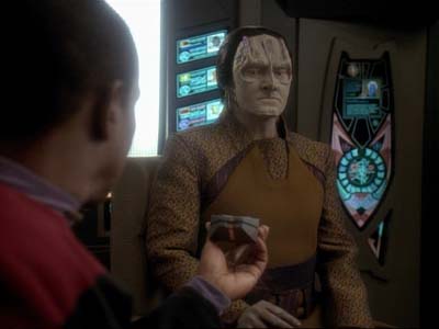 Star Trek: Deep Space Nine Screencaps "Second Skin" (S3:E5)