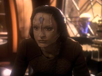 Star Trek: Deep Space Nine Screencaps "Second Skin" (S3:E5)