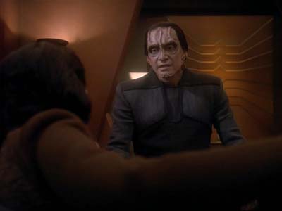 Star Trek: Deep Space Nine Screencaps "Second Skin" (S3:E5)