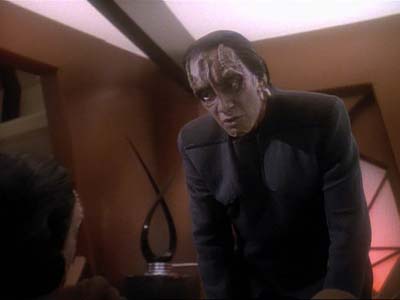 Star Trek: Deep Space Nine Screencaps "Second Skin" (S3:E5)