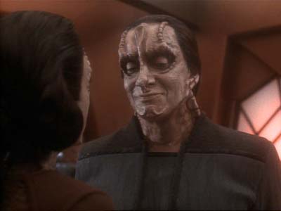 Star Trek: Deep Space Nine Screencaps "Second Skin" (S3:E5)