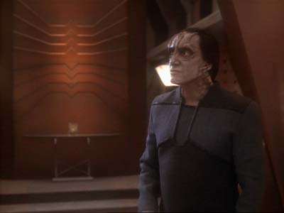 Star Trek: Deep Space Nine Screencaps "Second Skin" (S3:E5)