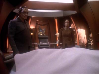 Star Trek: Deep Space Nine Screencaps "Second Skin" (S3:E5)